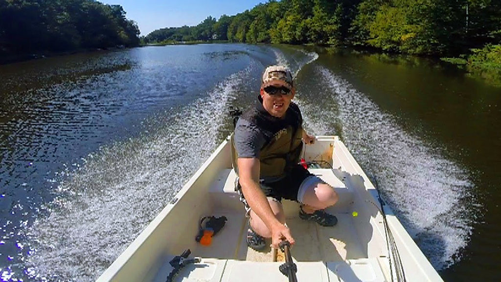 Get a super cheap fishing boat, trailer, motor and all the accessories for $800