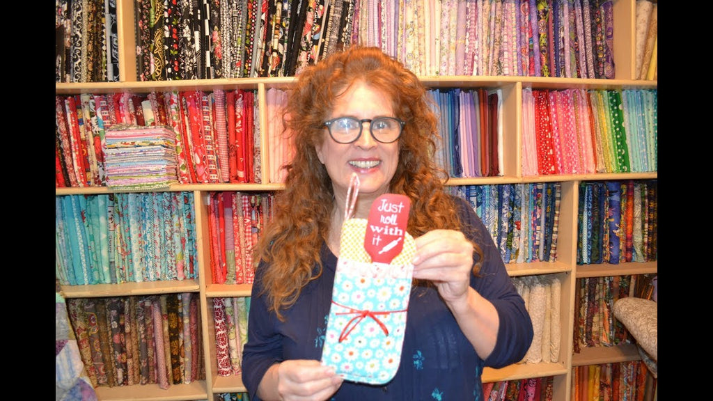 EPISODE 53 - Easy and Quick Quilted Pocket Pot Holder Full Tutorial by Jean Truelove (3 years ago)