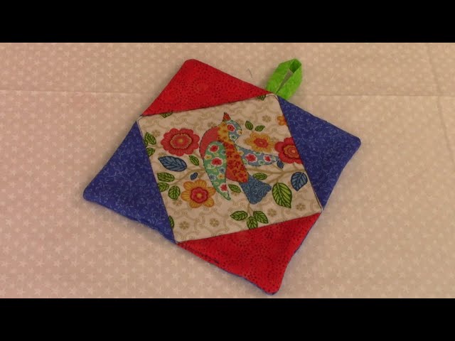 15 Minute Pot Holder by The Sewing Room Channel (1 year ago)
