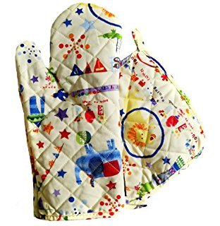 Two Lumps of Sugar Oven Circus Animal Mitt and Potholder Set of 2