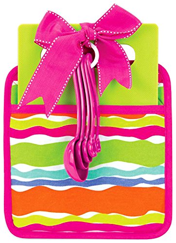 Brownlow Gifts Waves Essentials Pot Holder Cutting Board and Measuring Spoons, Multi-Color