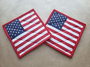 American Flag Quilted Potholders Red White and Blue Set of 2 Insulated Trivets Pair Quilted Hot Pads Patriotic Pot Holders BBQ Cookout 4th of July Memorial Day Stars Stripes Americana Kitchen Linens