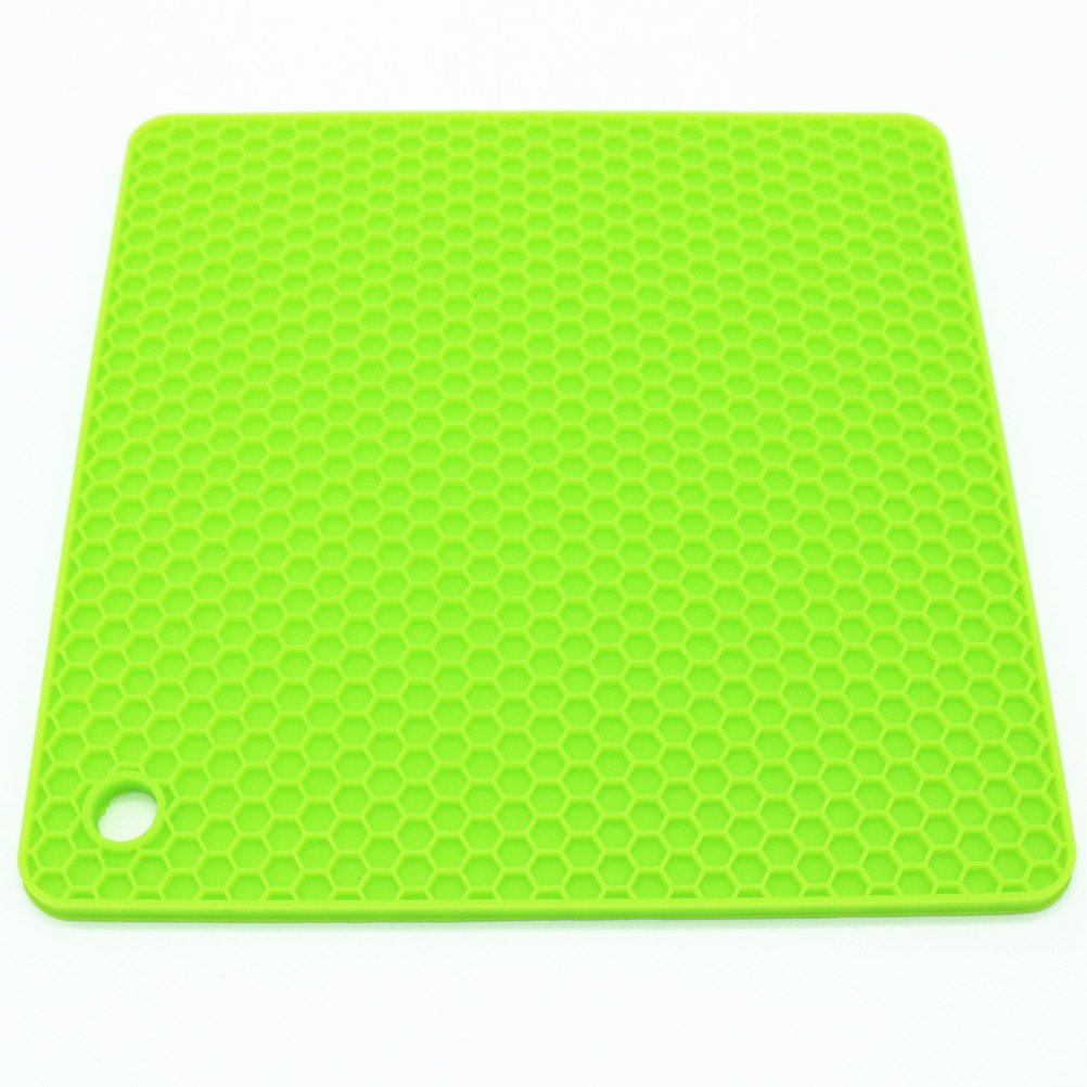 Lucky Plus Silicone Mat for Counter Top Hot Pads for Pan and Pot Heat Resistant Hot Protector Workshop,Table Placemats 4 Pack,Size:7.5x7.5 Inch, Color: Green,Shape:Square