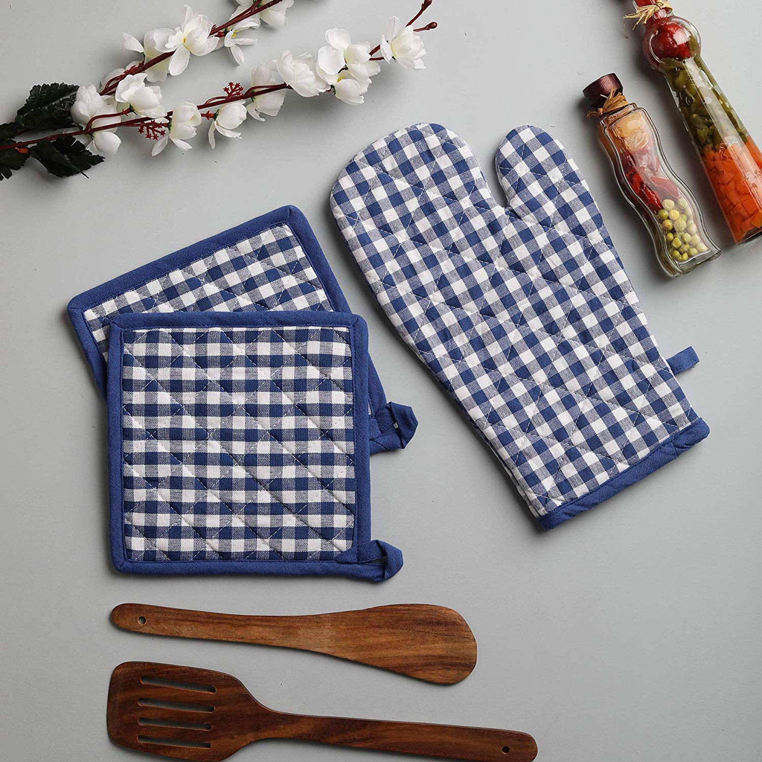 Cotton Oven Mitten And Pot Holders,3 Piece Set, Black & White Check For Everyday Use