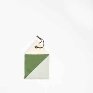 Ferm Living House Pot Holder (mint)