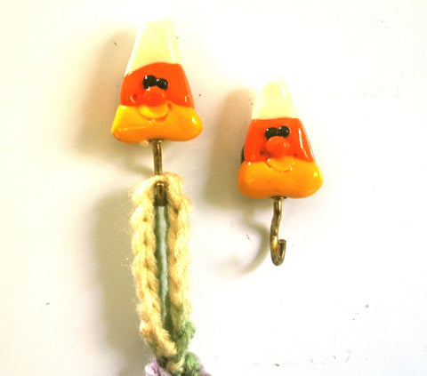 Halloween Candy Corn Pot Holder Kitchen Magnets, Fridge Magnets, Refrigerator Magnets, Potholder Magnets